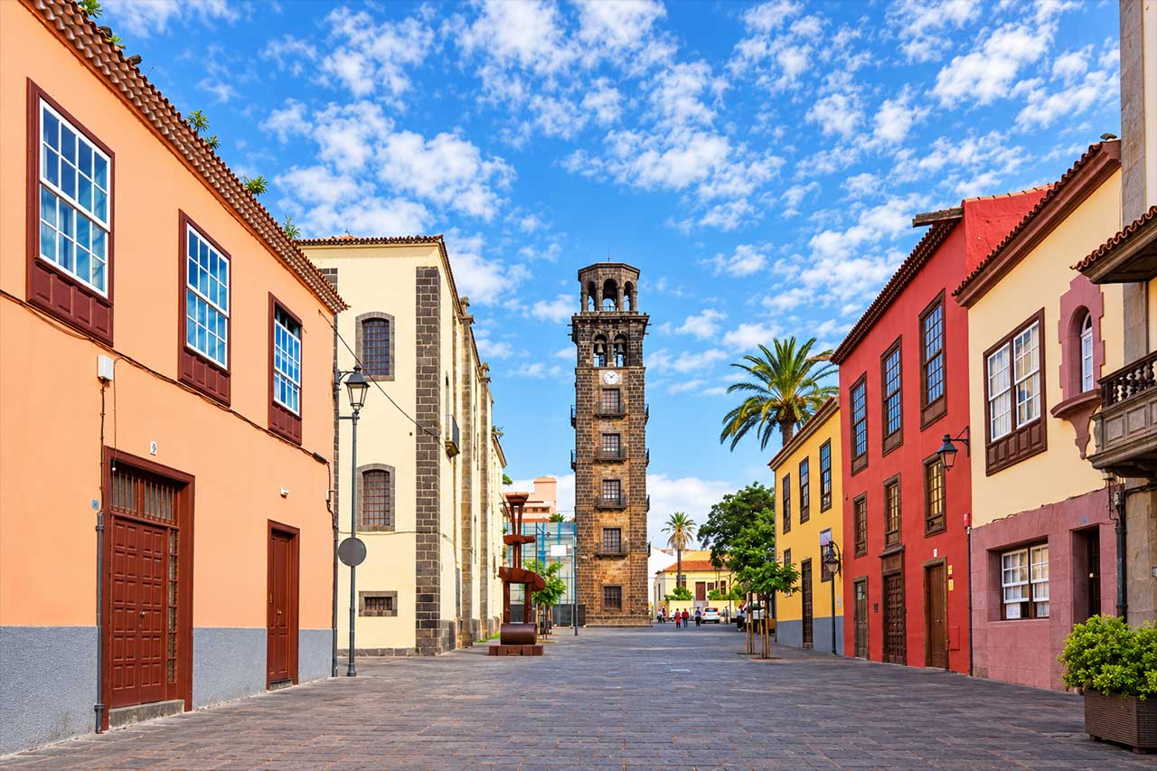 La Concepción tower in the historic centre of La Laguna, part of the colonial architecture and old-town atmosphere experienced during the UNESCO city stop.