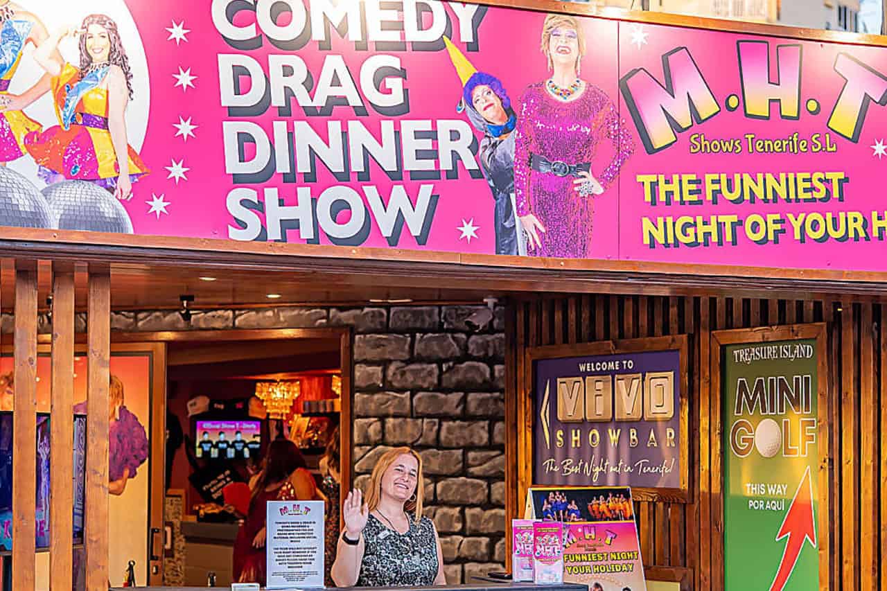 Entrance and box office of the MHT drag dinner show in Playa de las Americas