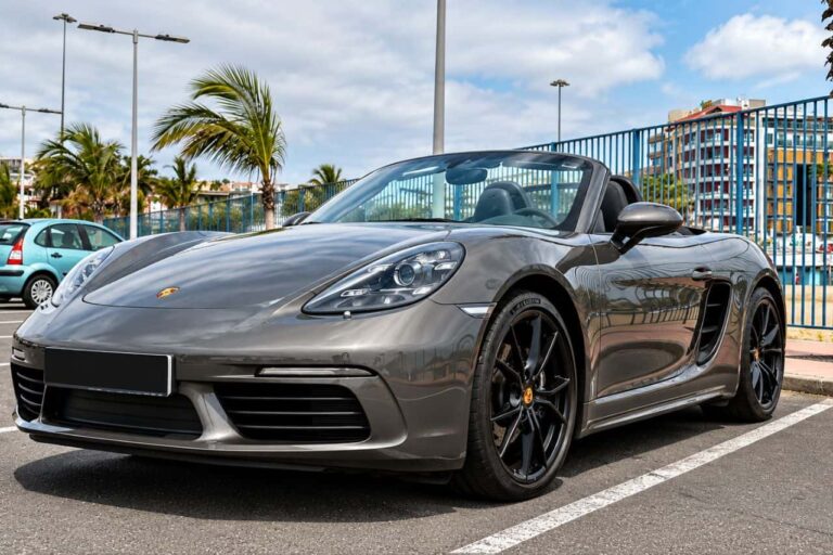 Wynajem Porsche 718 Boxster Convertible na Teneryfie