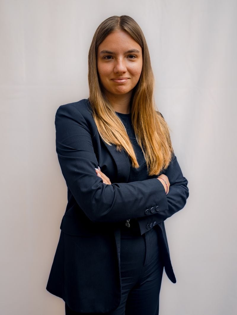 Laura, Experience Coordinator at Club Canary, guest support and booking assistance in Costa Adeje, Tenerife