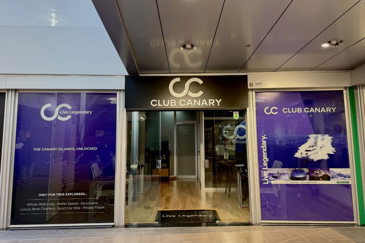 Die Niederlassung Club Canary in Plaza del Duque Costa Adeje mit einem Team, das bereit ist, Gäste auf Teneriffa willkommen zu heißen