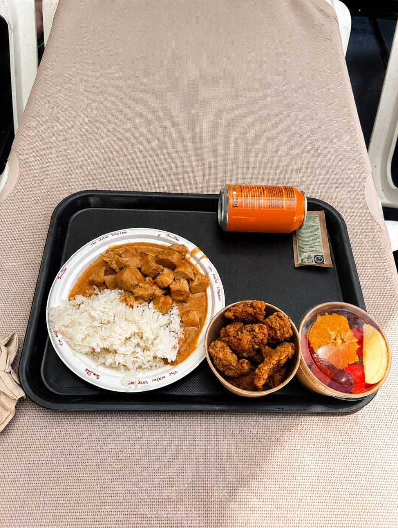 Food tray served during a real Club Canary visit to the Siam Park House in Tenerife