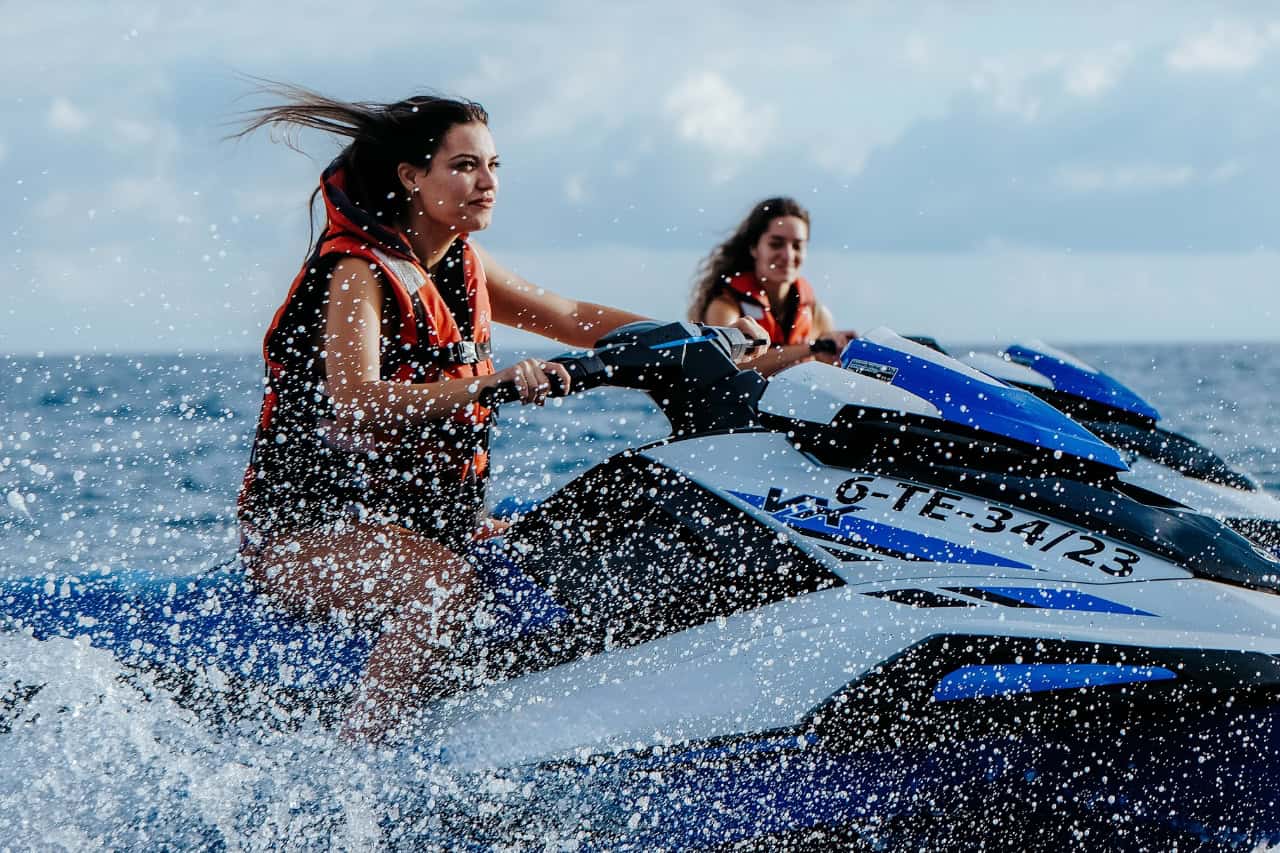 Two riders on the Gran Canaria jet ski safari