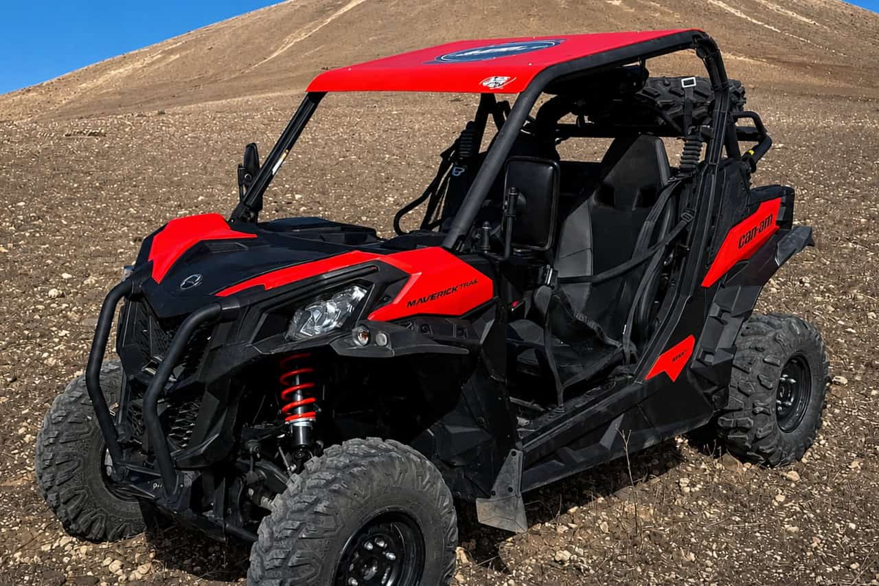 Red Maverick buggy used for a Lanzarote buggy trip near Timanfaya landscapes
