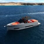 BlackDune speedboat