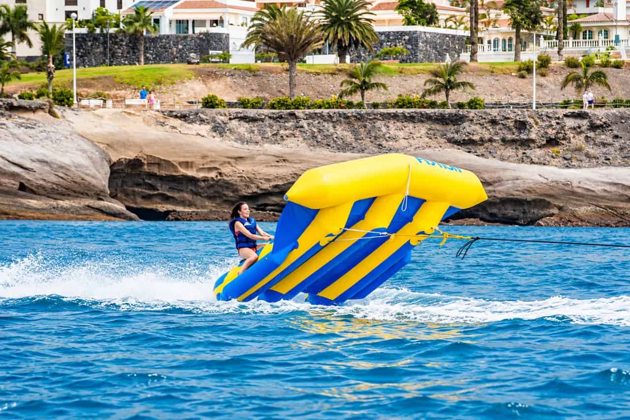 Rider enjoying the Flying Fish along the coast of Playa de las Américas