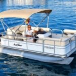 Self drive boat no licence